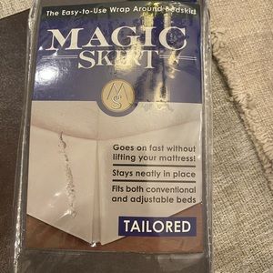 MAGIC SKIRT The Easy-to-Use Wrap Around Bedskirt